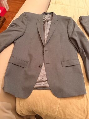 Men's  suit Gray Two-Button Blazer - and trouser